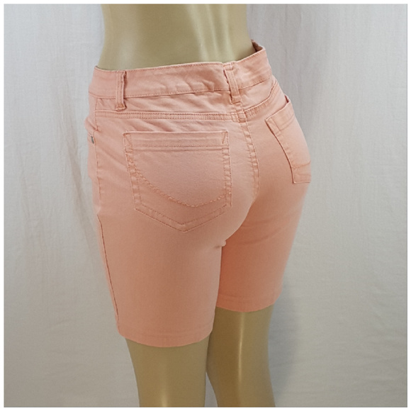 CODE BLUE, GWEN, Bermuda Shorts, size 8 /28 - Picture 5 of 8